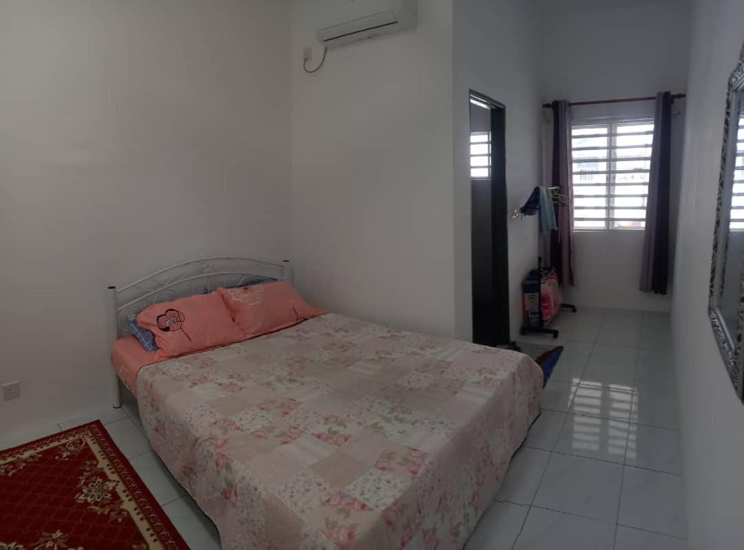Homestay D'Mama Ifor Muslimi Tanjong Malim Exteriör bild